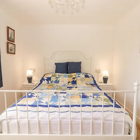 White Дом отдыха Аббифил